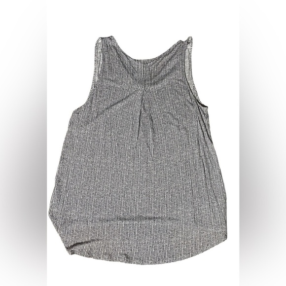 Lucky Brand Black and White Pleated Tank Top - Picture 2 of 10